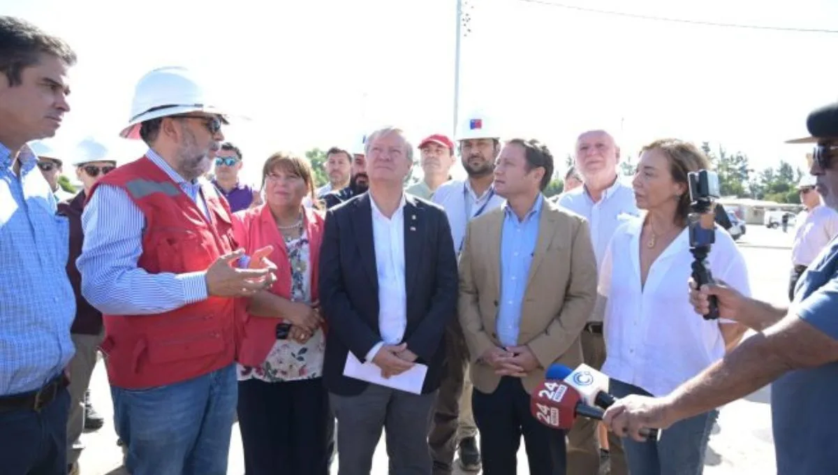 Se realizó visita inspectiva a faenas de montaje de las nuevas galerías del Estadio La Granja de Curicó 1 Portada Noticias 15 jpg